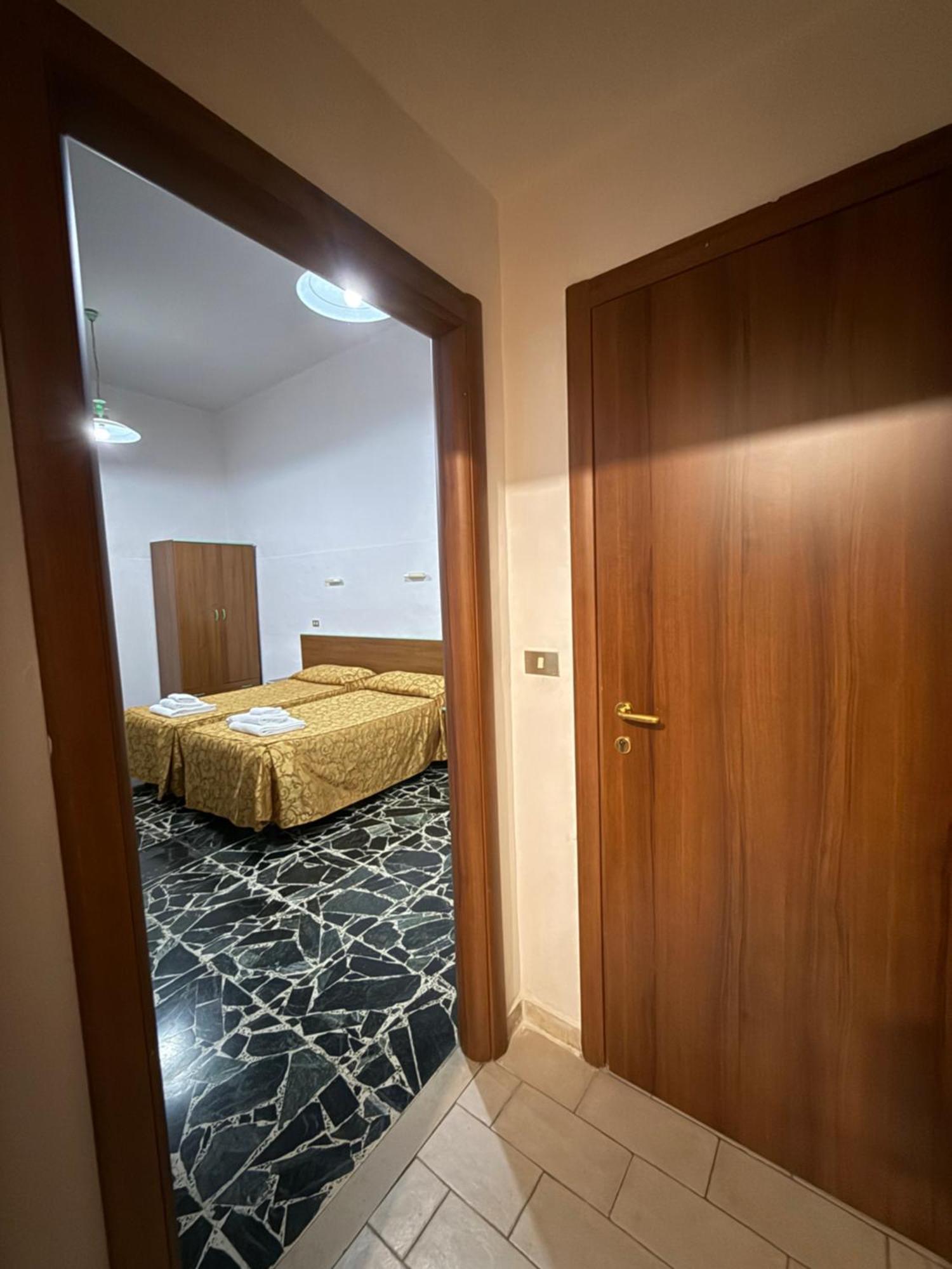 Hotel Montreal Firenze Esterno foto