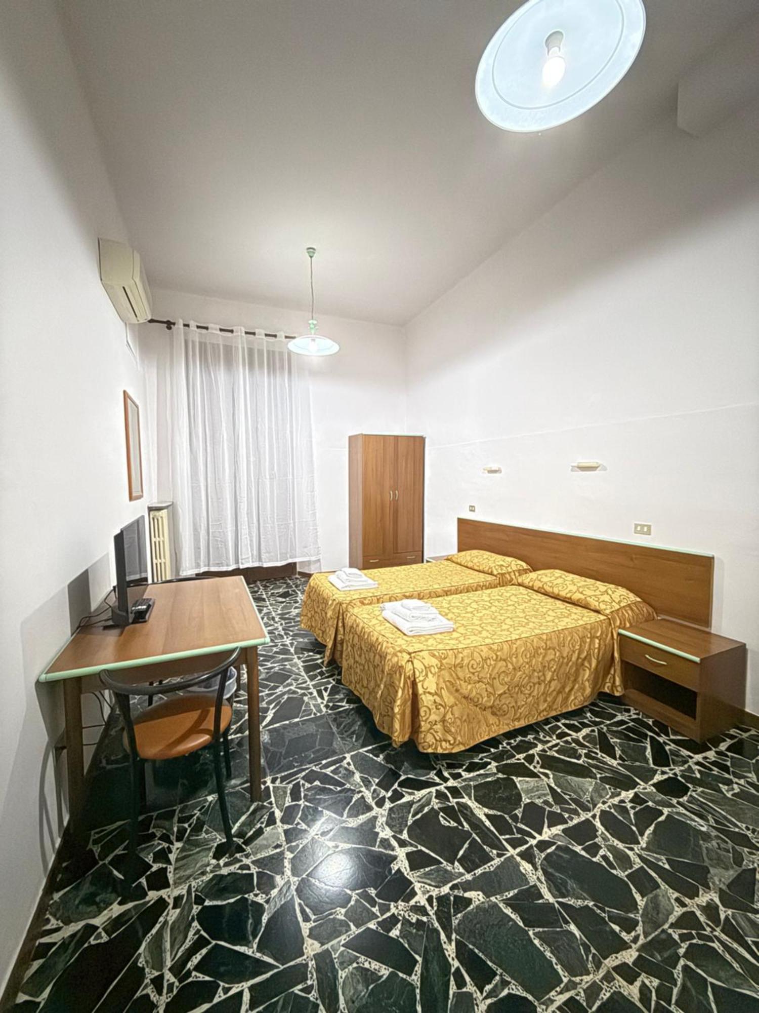 Hotel Montreal Firenze Esterno foto